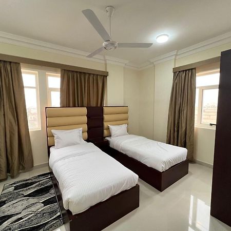 Red 10 - Razat Alard 2 Apartment Salalah Bagian luar foto