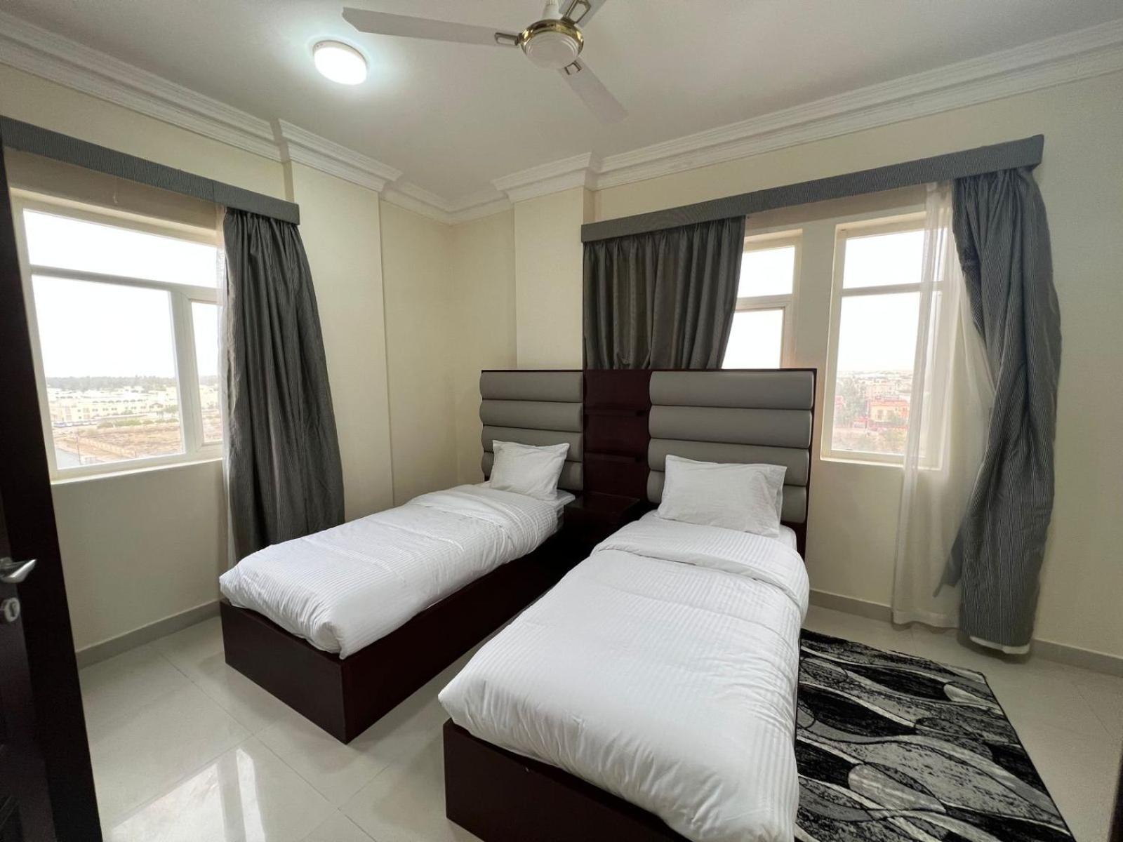 Red 10 - Razat Alard 2 Apartment Salalah Bagian luar foto