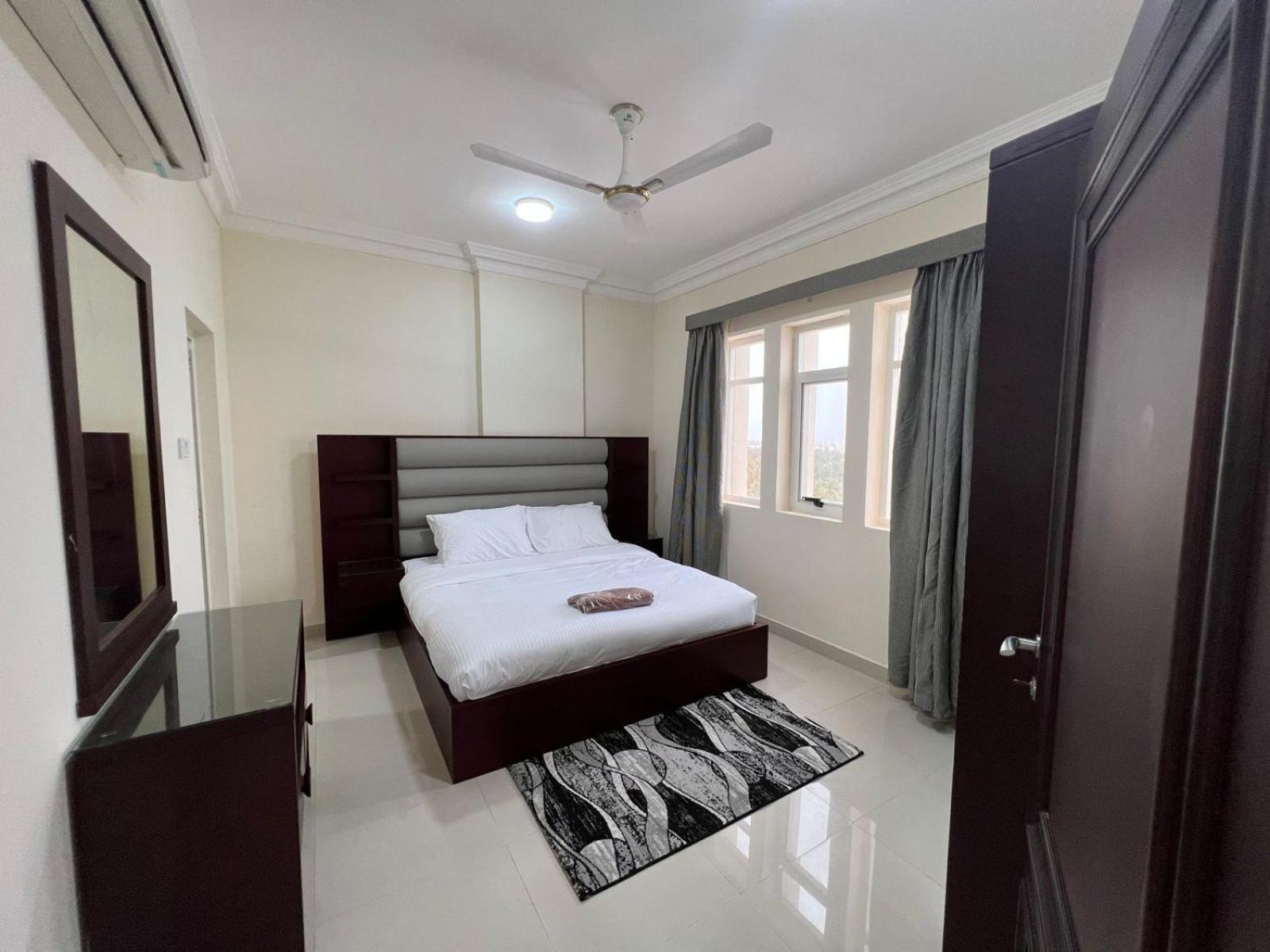 Red 10 - Razat Alard 2 Apartment Salalah Bagian luar foto